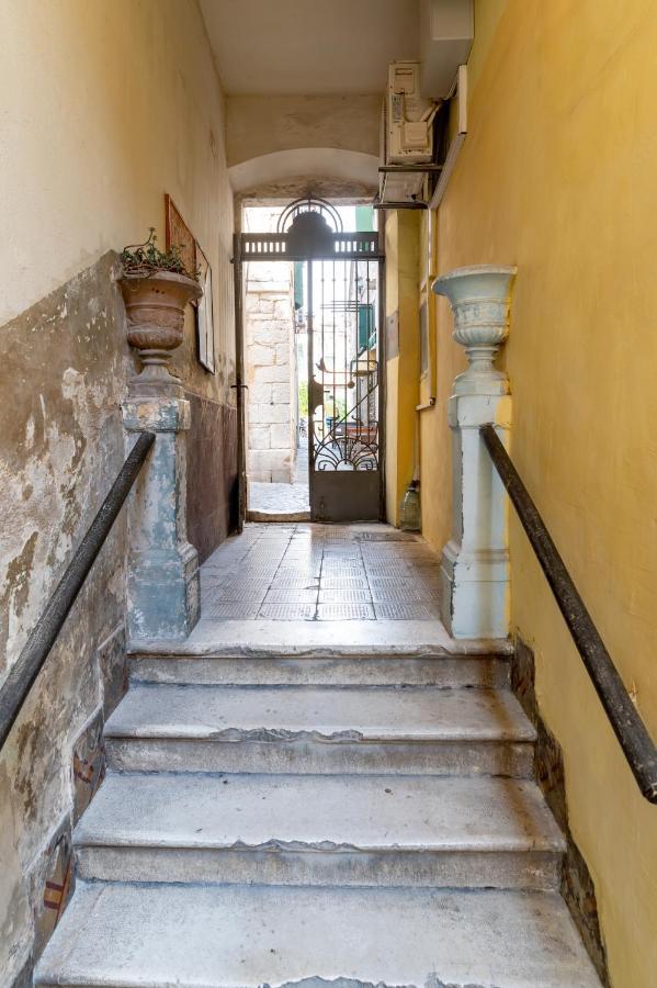 Vitelli Apartments And Rooms スプリト エクステリア 写真