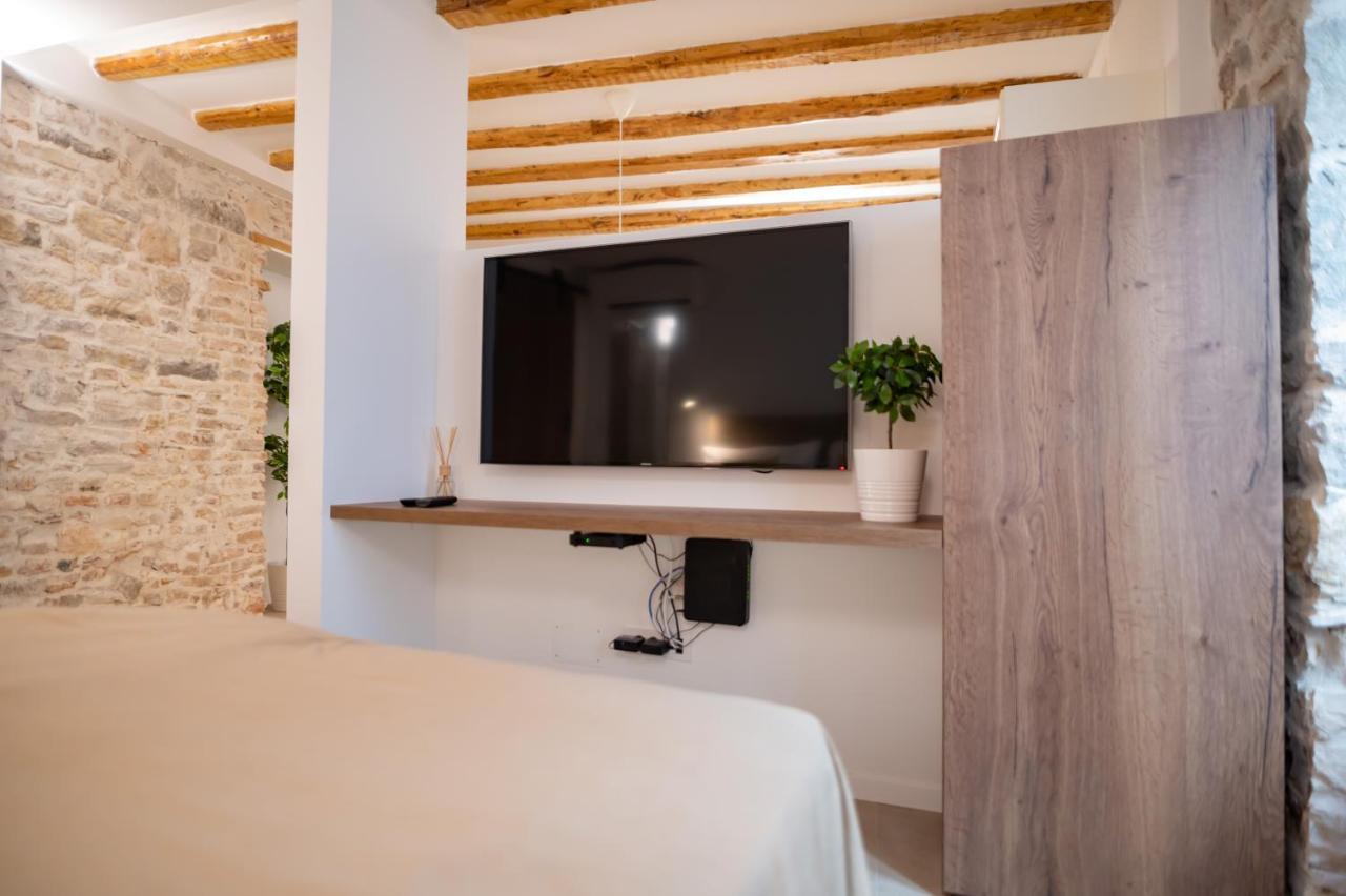 Vitelli Apartments And Rooms スプリト エクステリア 写真